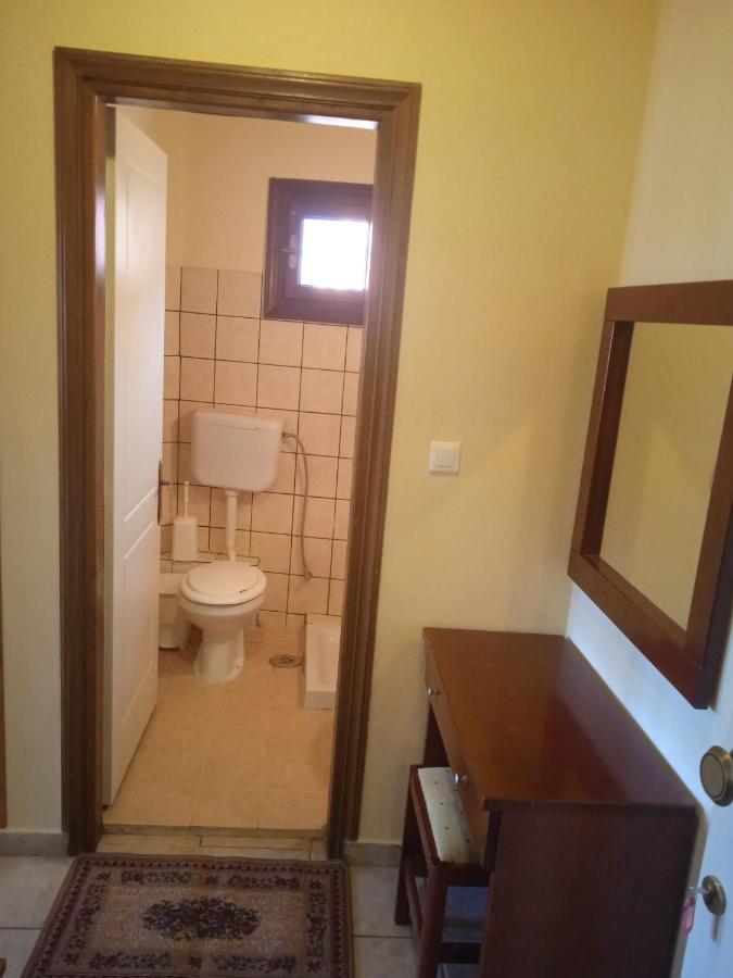 Thiamis Guesthouse Doliana Buitenkant foto