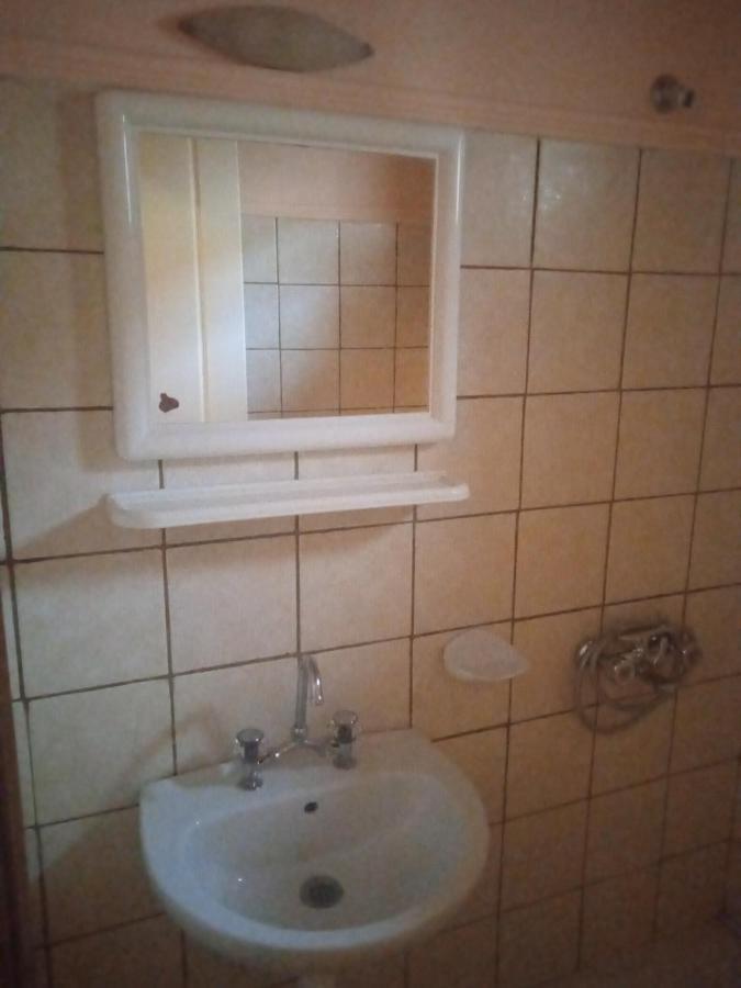 Thiamis Guesthouse Doliana Buitenkant foto