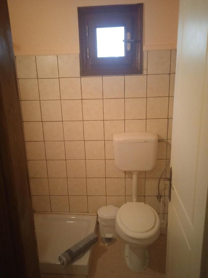 Thiamis Guesthouse Doliana Buitenkant foto