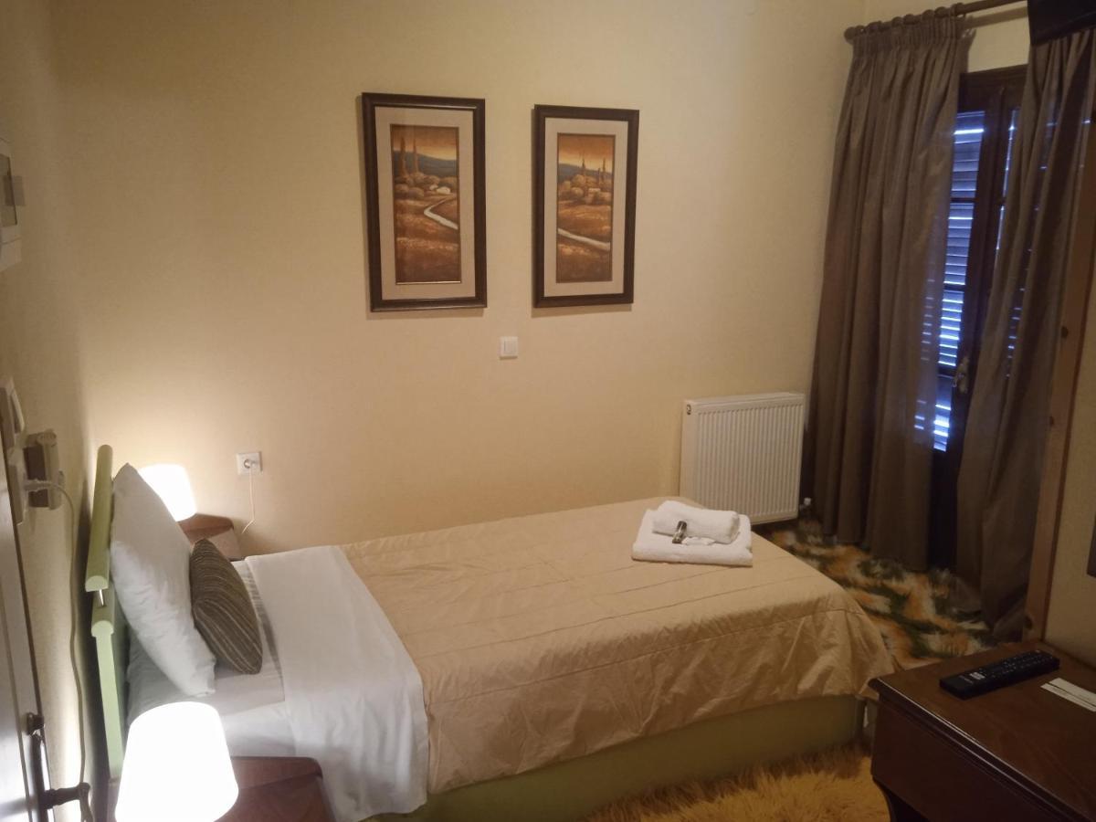Thiamis Guesthouse Doliana Buitenkant foto