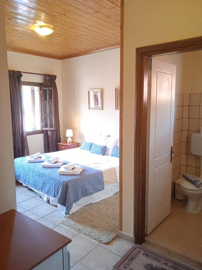 Thiamis Guesthouse Doliana Buitenkant foto