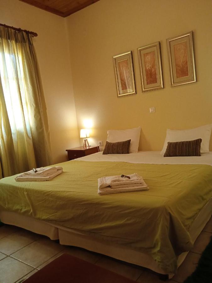 Thiamis Guesthouse Doliana Buitenkant foto