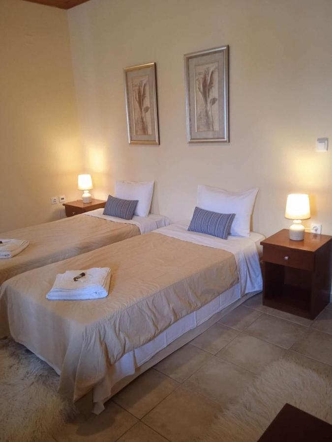 Thiamis Guesthouse Doliana Buitenkant foto