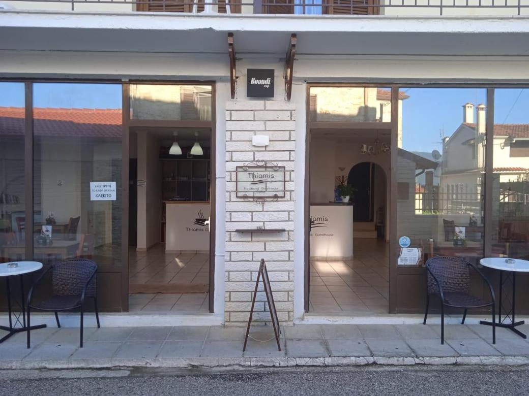 Thiamis Guesthouse Doliana Buitenkant foto